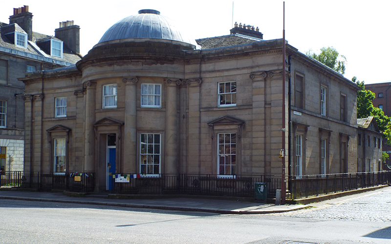 Colour photograph of the former Leith Bank in Bernard Street